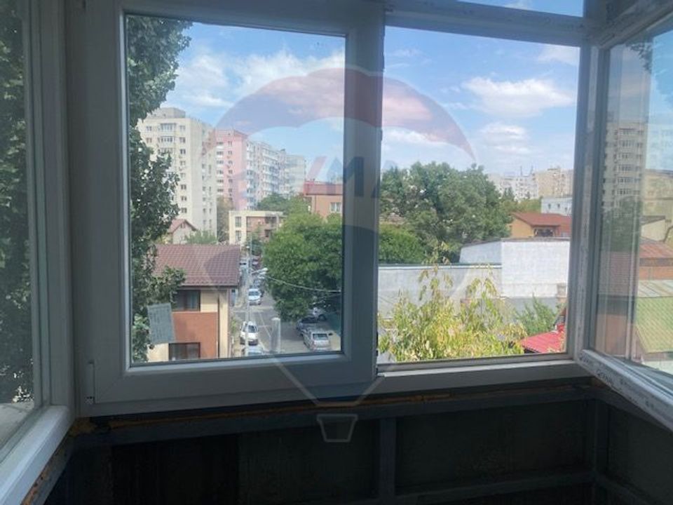 Apartament cu doua camere in zona Vitan