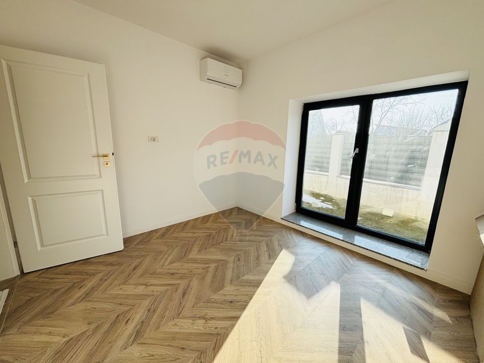 4 room House / Villa for sale