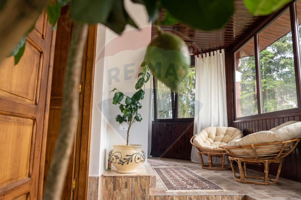 Vila unica in inima Bustenilor, vedere directa spre Caraiman