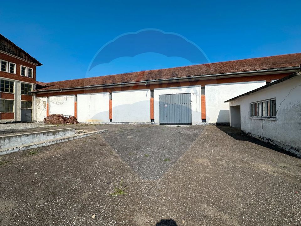 1,000sq.m Industrial Space for rent