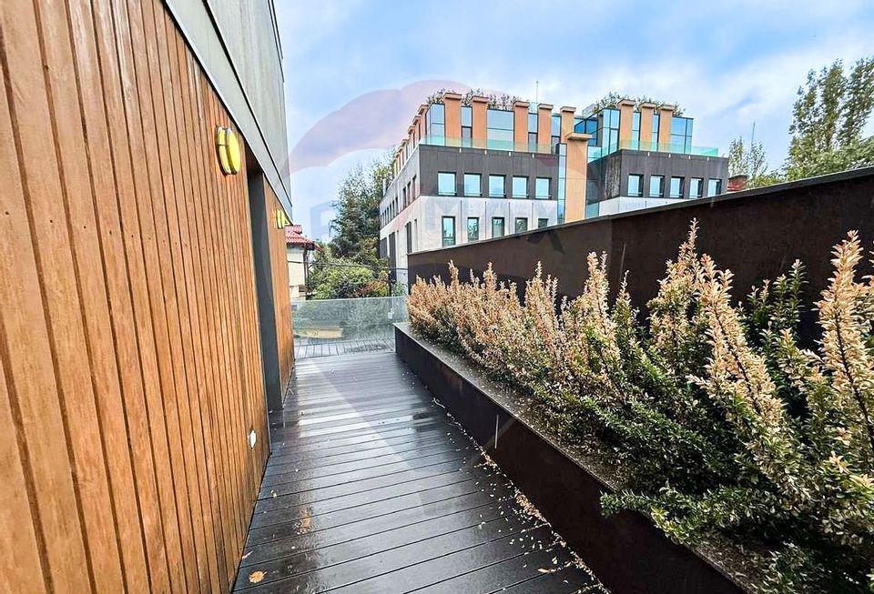 Apartament cu 2 camere si terasa generoasa in Kiseleff- Aviatorilor