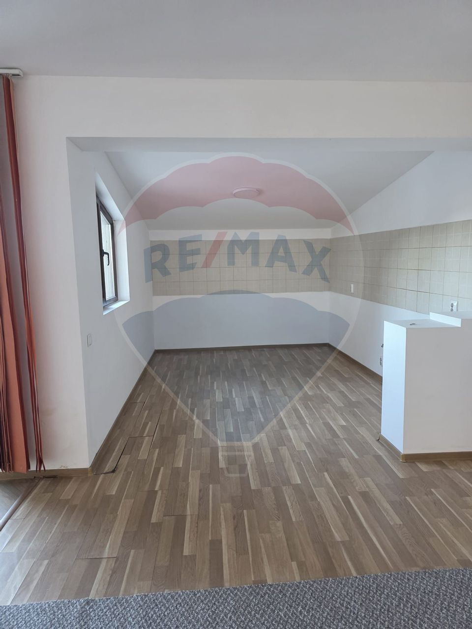 600sq.m Industrial Space for sale