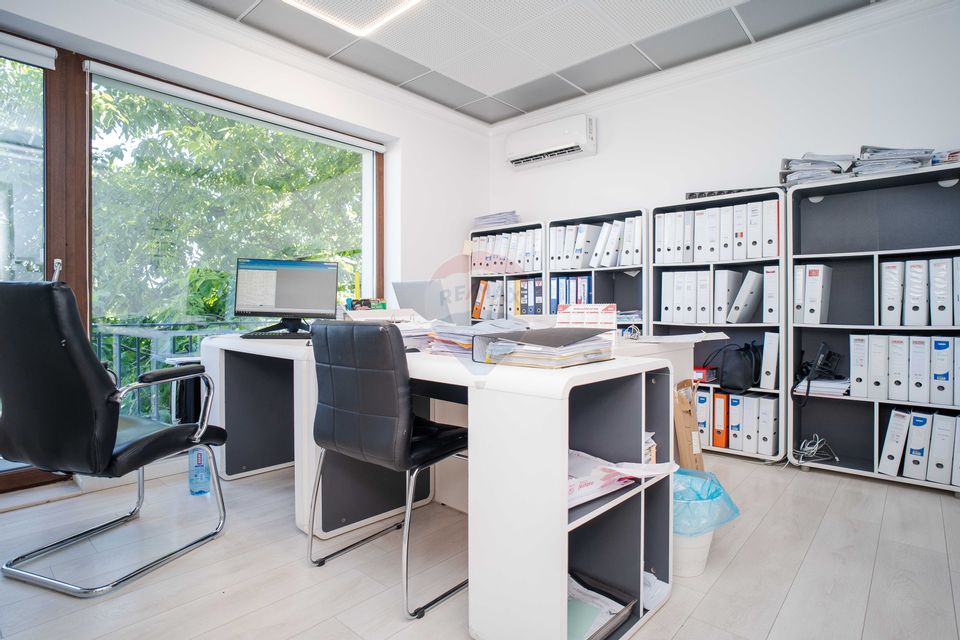 Spațiu de birouri de 360mp de vânzare în zona Galata