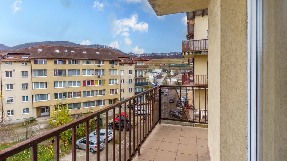 Apartament 2 camere, balcon 7 mp, parcare – Str. Florilor, Comision 0%