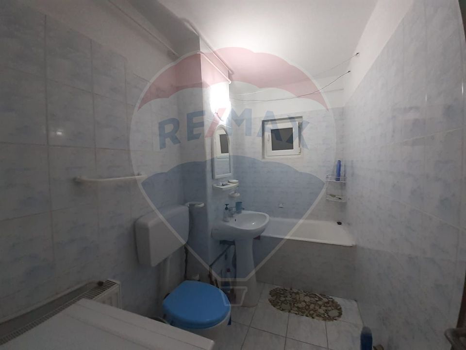 Apartament cu 2 camere de vânzare în zona Micalaca