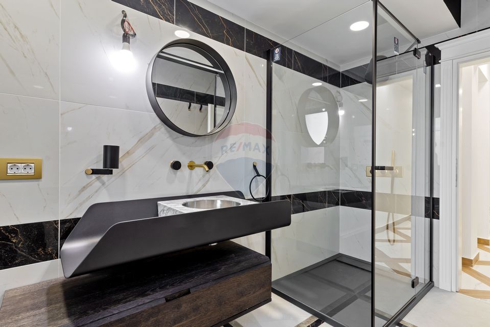 Penthouse unic pe două niveluri - saună și bucătărie exterioară