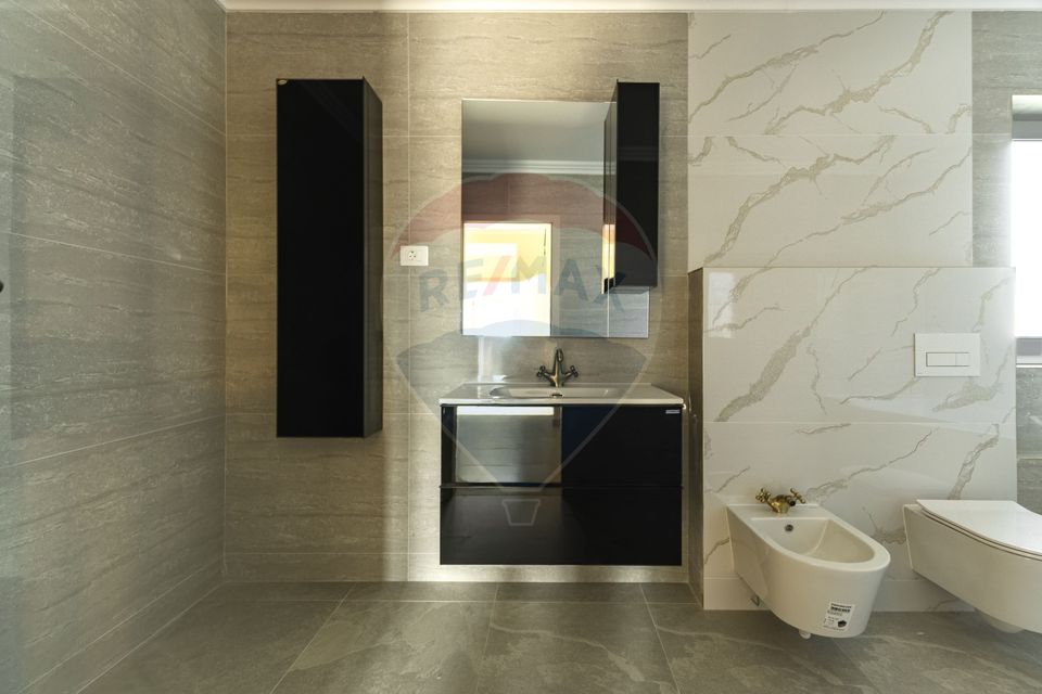 5 room House / Villa for sale