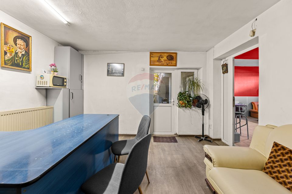 90sq.m Commercial Space for rent, Fortuna area