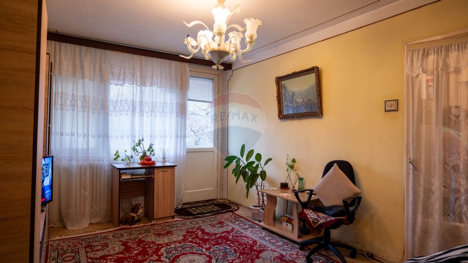 Oferta - Vanzare apartament 2 camere,  în zona Basarabia
