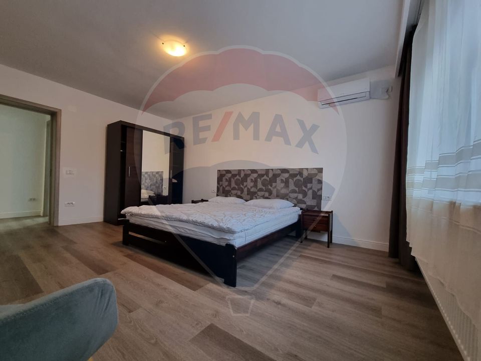 Apartament cu 4 camere de închiriat în zona Faleza Nord