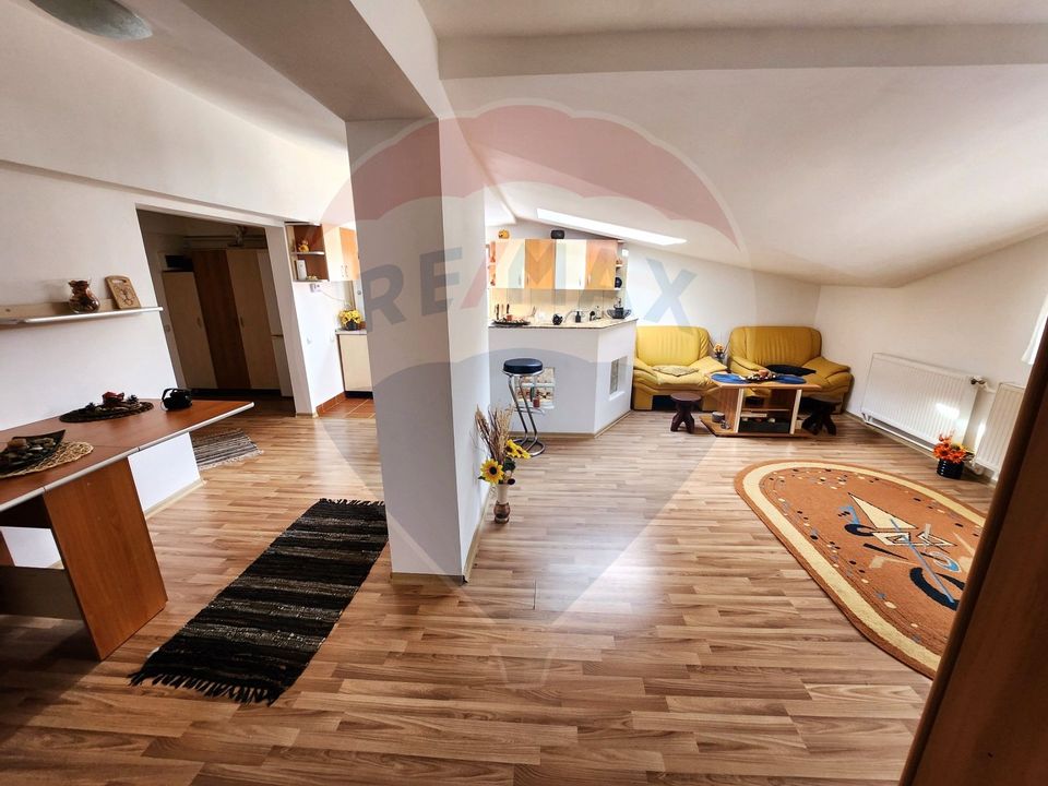 Apartament 3 camere in Busteni | Vedere panoramica la muntii Bucegi