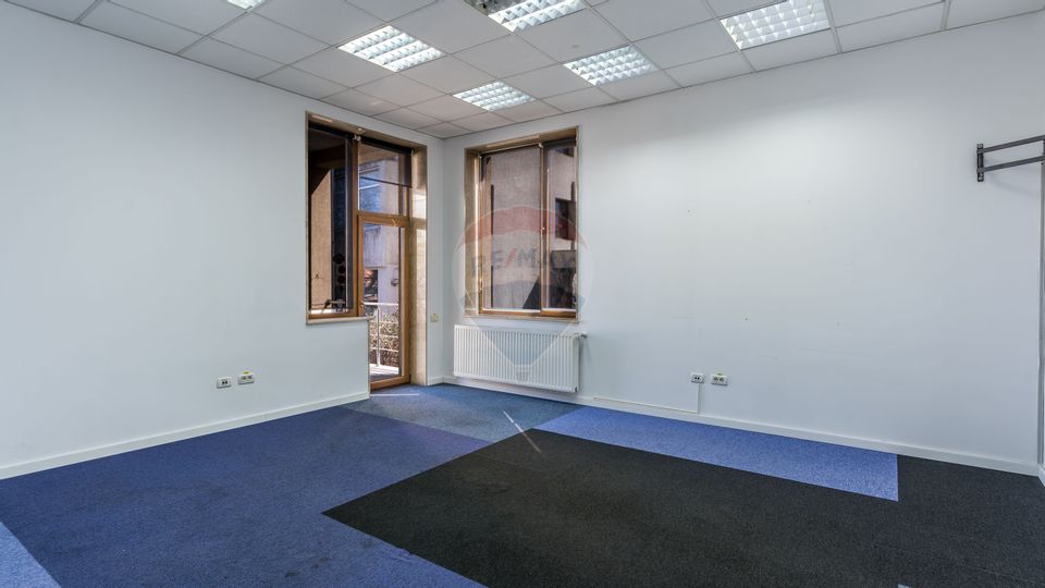 Spațiu de birouri de 754.6mp de închiriat în zona Andrei Muresanu