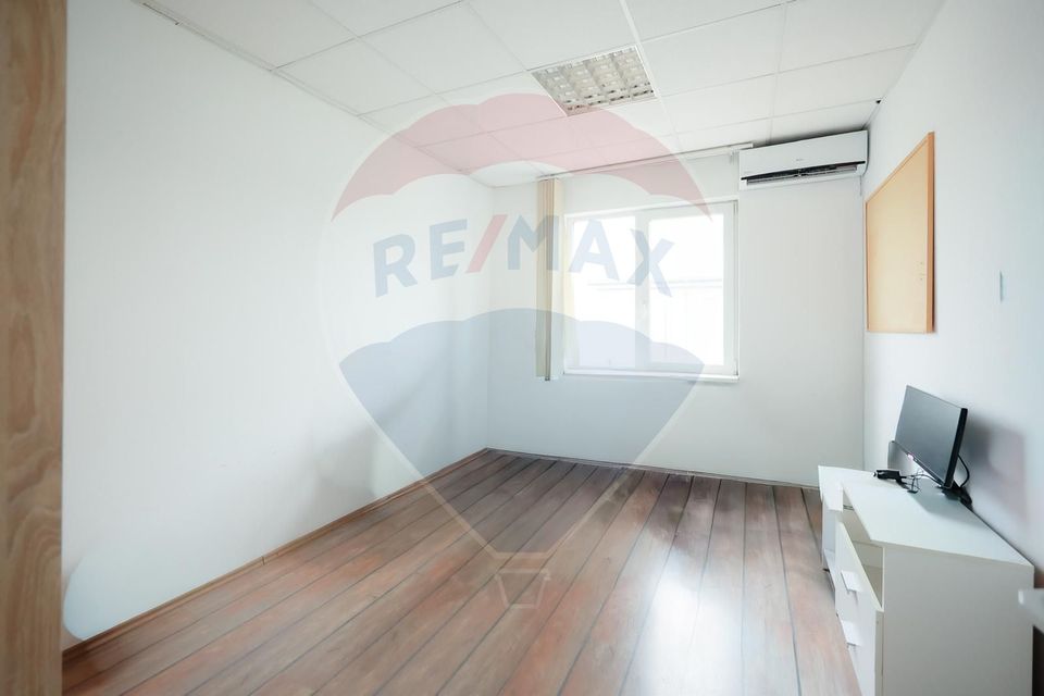 1,249.08sq.m Industrial Space for sale, Exterior Vest area