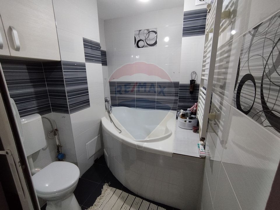 4 room Apartment for sale, Narcisa area