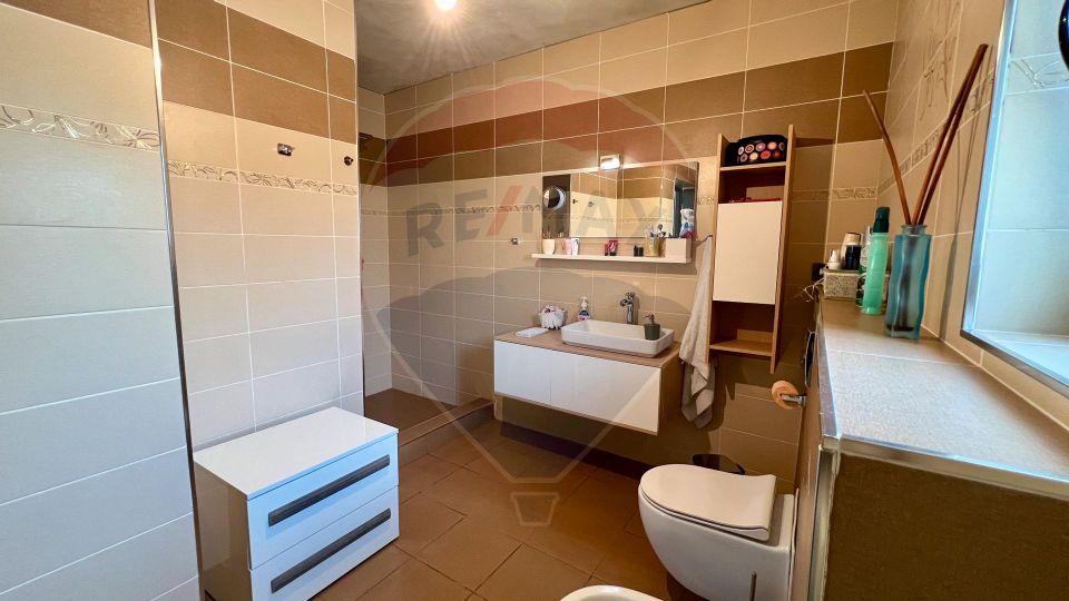 4 room House / Villa for sale, Sud area