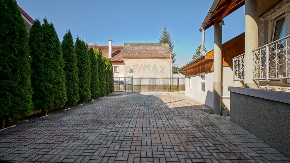 4 room House / Villa for sale, Turches area