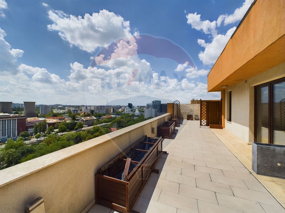 Penthouse de 4 camere cu terasa panoramica impresionanta de 355 mp