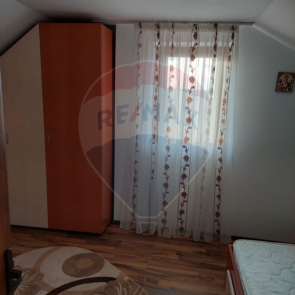 9 room House / Villa for sale