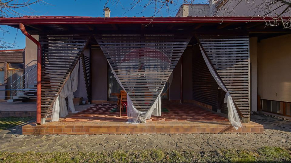 6 room House / Villa for sale