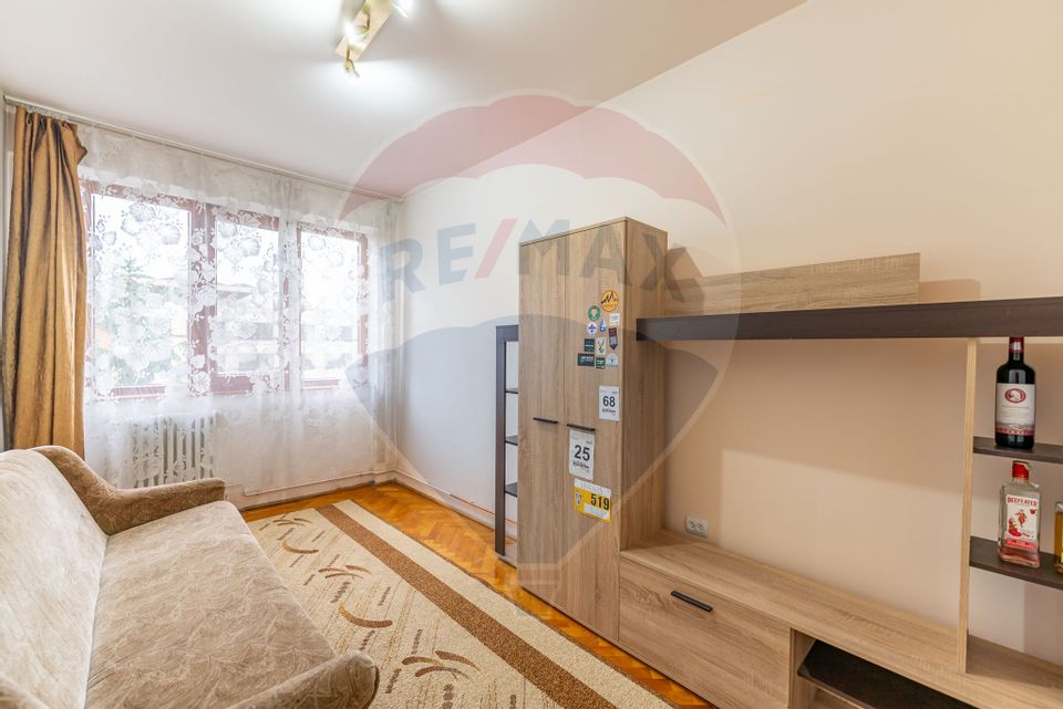 Apartament 4 camere de închiriat , ultracentral, centrală gaz