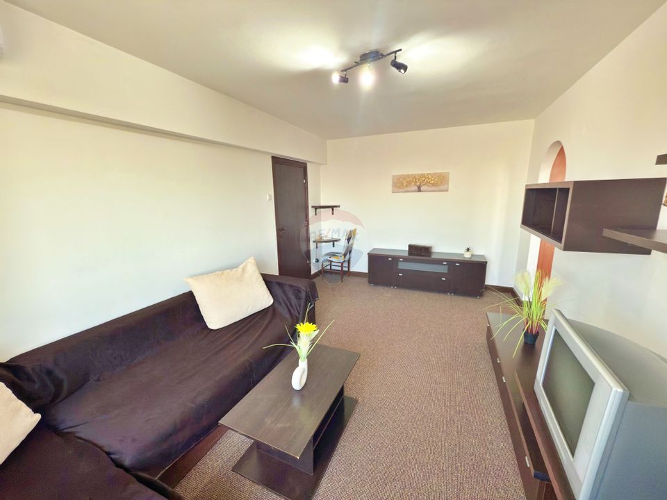 Apartament cu 2 camere de închiriat în zonă Ultracentrală