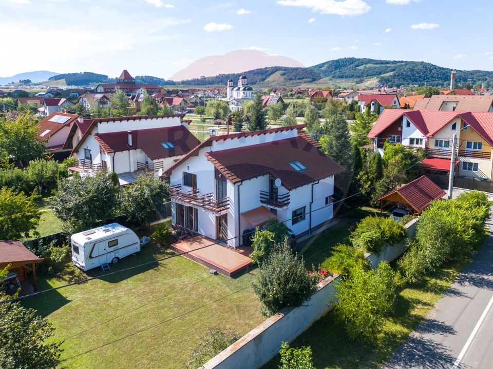 Casa superba -  teren 800mp