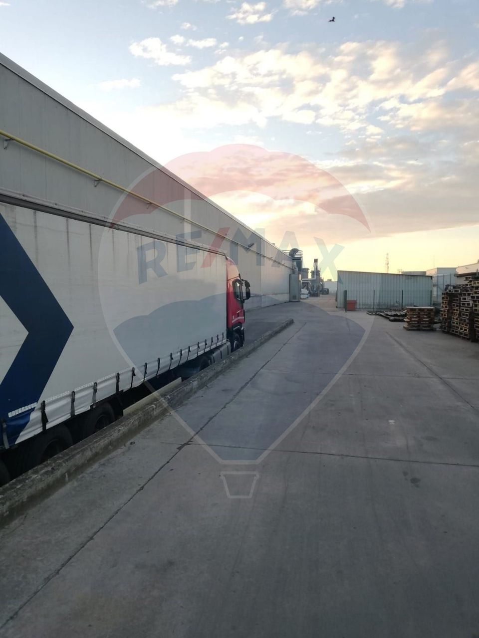 16,000sq.m Industrial Space for sale, Vest area