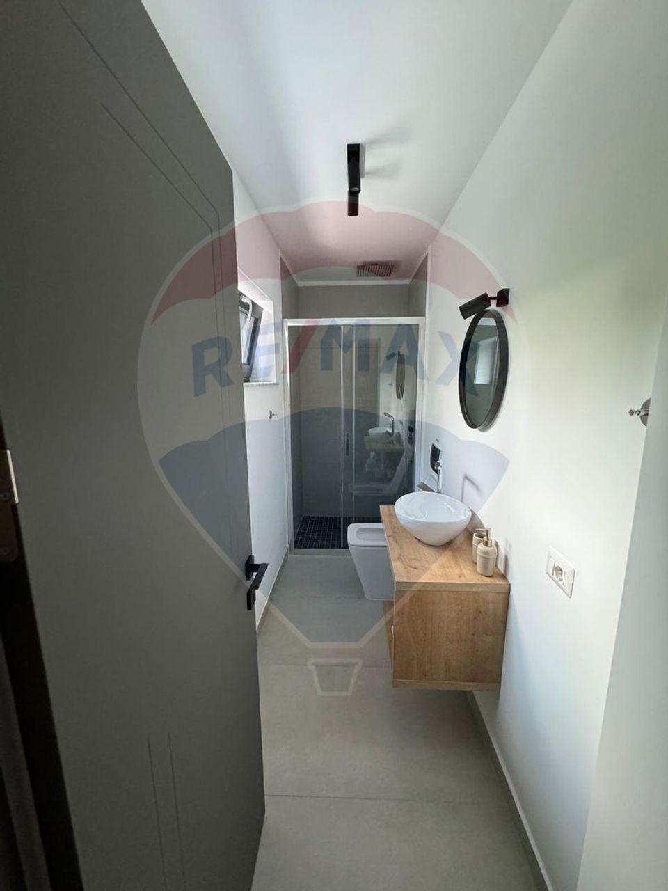 8 room House / Villa for sale