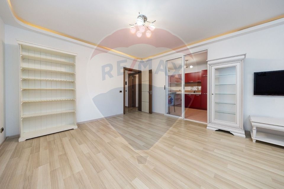 2 room Apartment for sale, Tractorul area