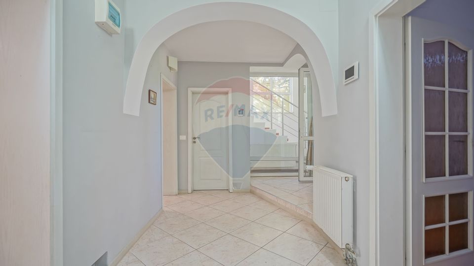 Comision 0% | Casă individuală | Garaj | Acces auto | Teren 591 mp |