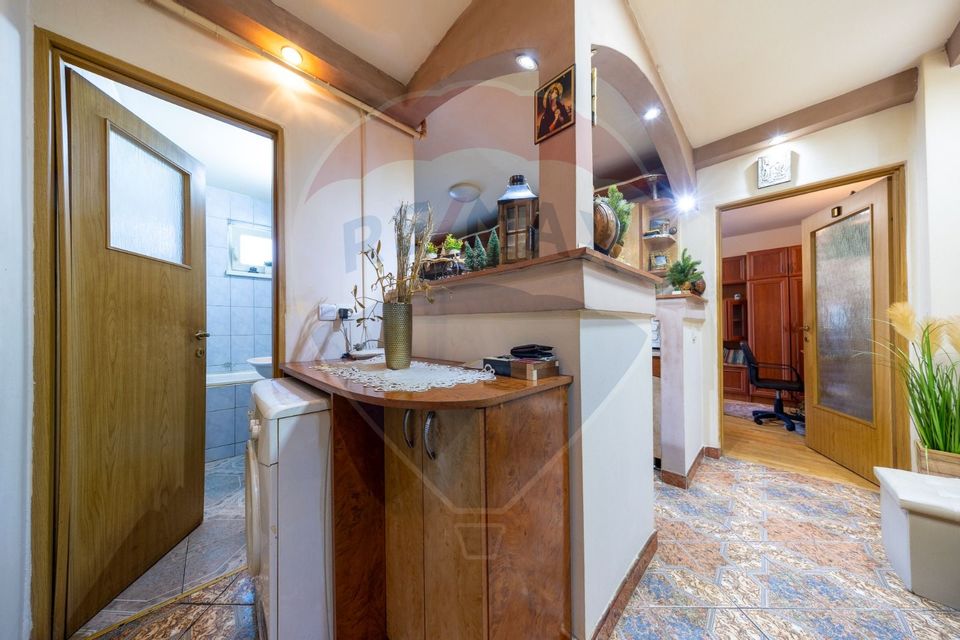 2 room Apartment for sale, Central area