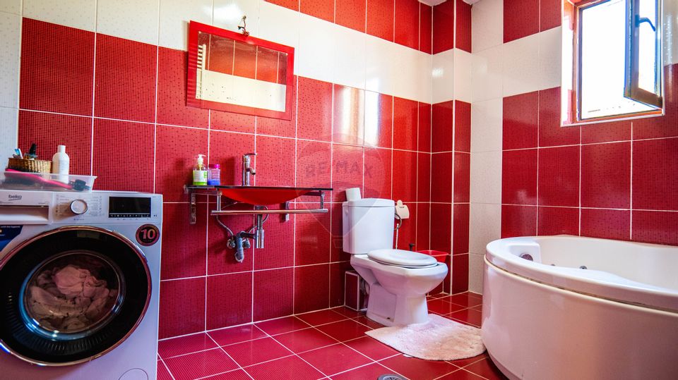 Investitie - vanzare vila deosebita, zona Fundeni - Dobroesti