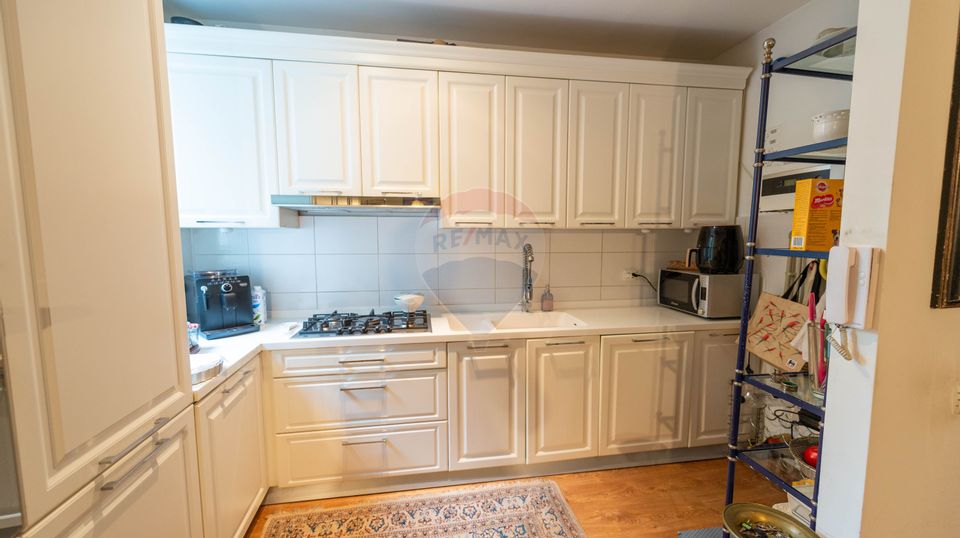 3 room Apartment for sale, Decebal area
