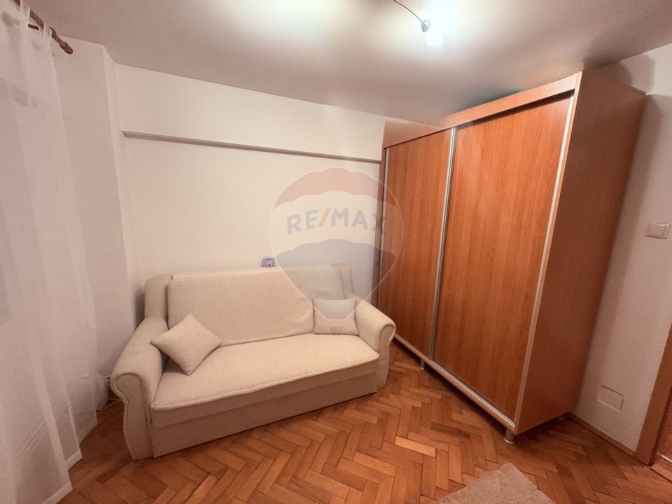 Apartament cu 2 camere -parter, cu centrala proprie