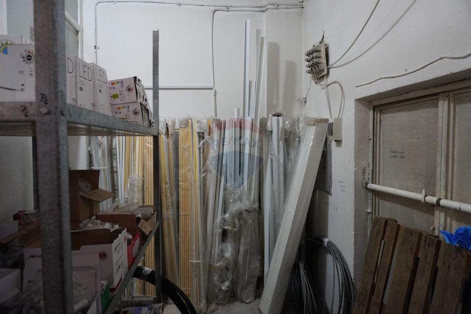 164sq.m Commercial Space for rent, Central area