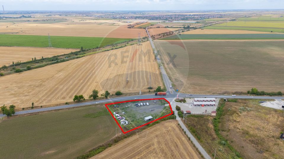 Teren 4200 mp, poziție strategică, utilități, Centura Arad