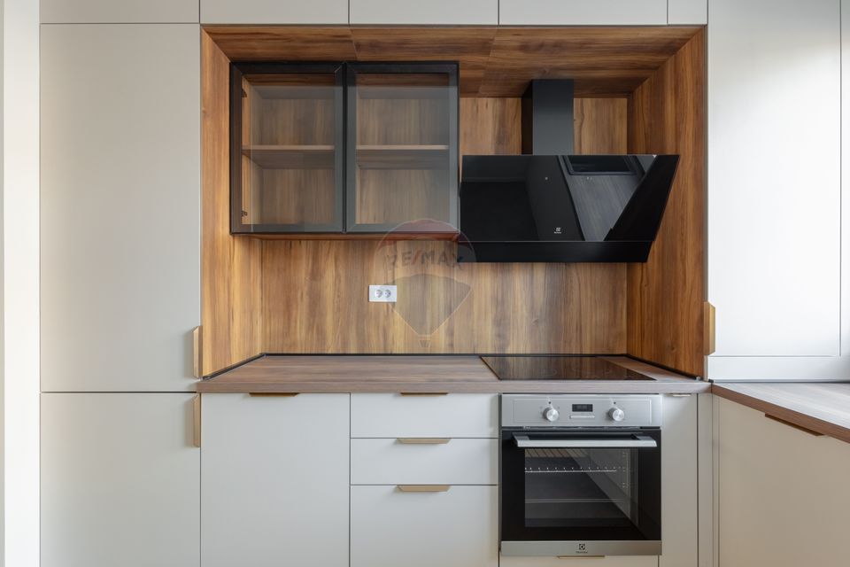 Casa 4 camere,  curte si parcare Pipera Vasile Alecsandri