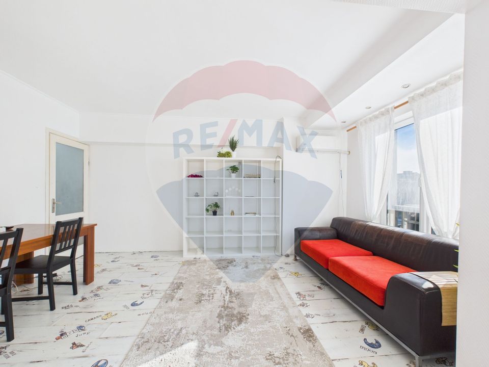 Apartament cu 2 camere de vanzare in Calea Victoriei nr 1