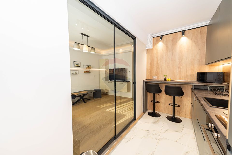 Rent apartment 2cam, block 2023, Piata Constitutiei fantani