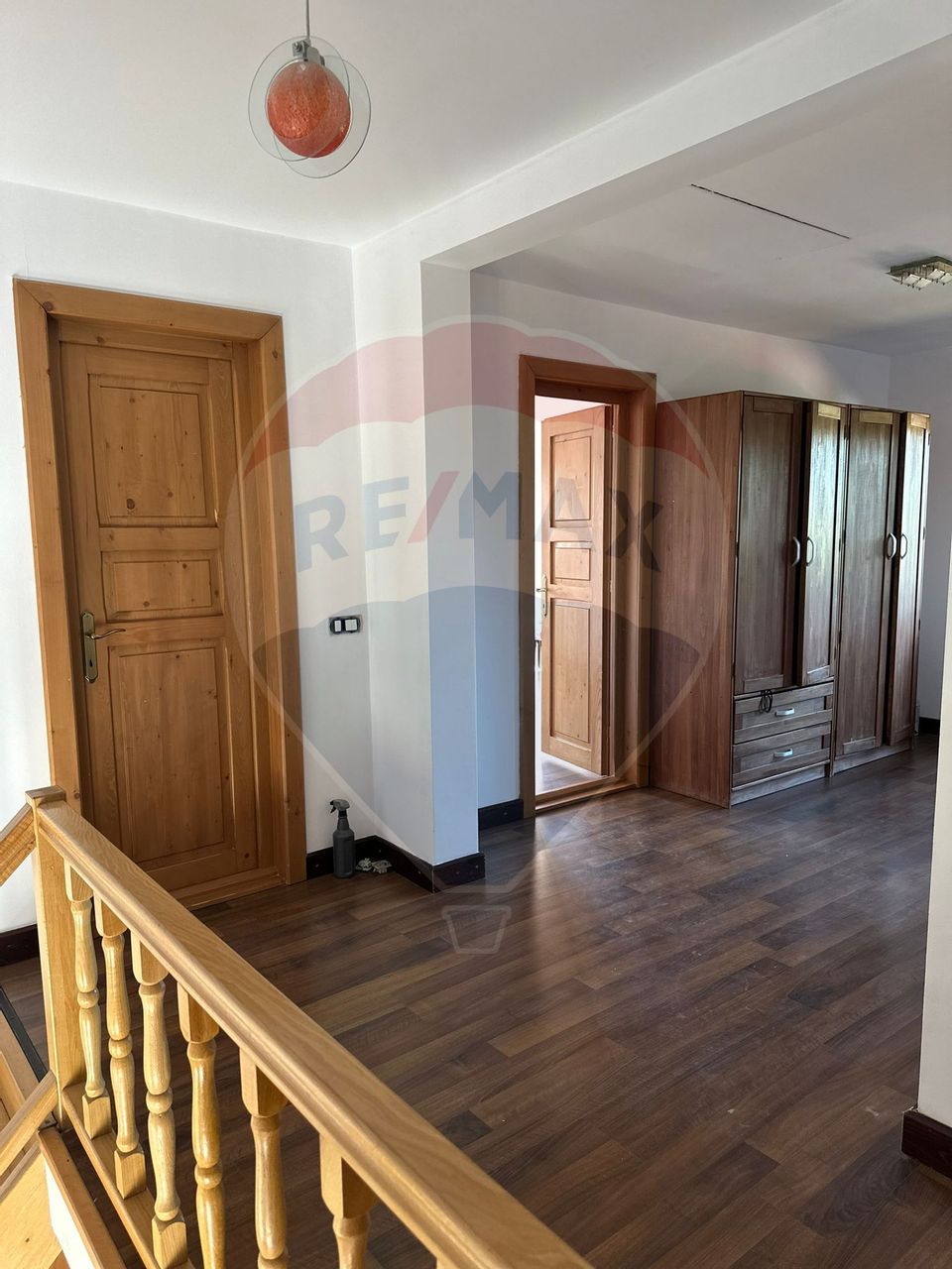 5 room House / Villa for sale