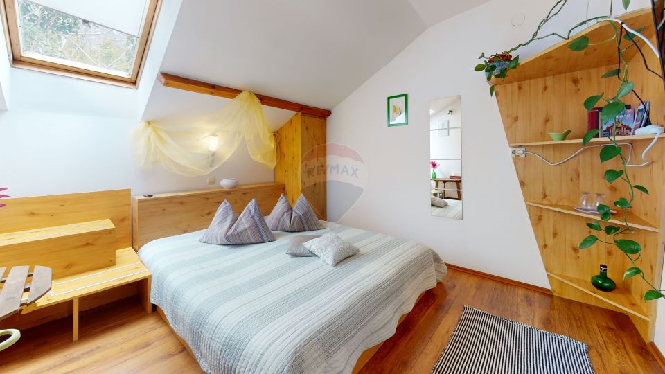 Pensiune de Vânzare Sinaia | Lângă Telecabină | Business activ 20 ani