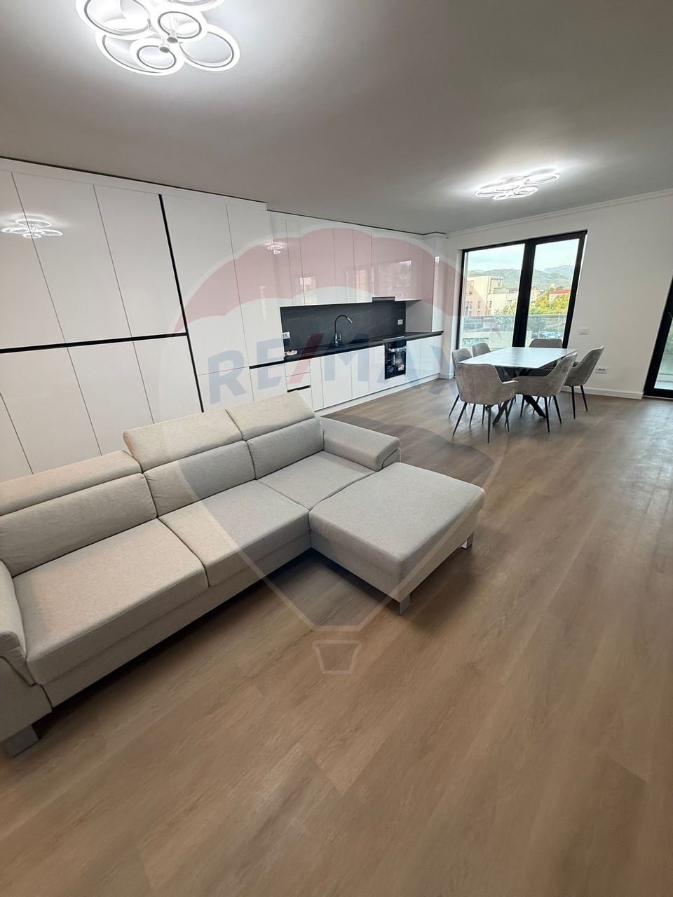 3 room Apartment for rent, Ultracentral area