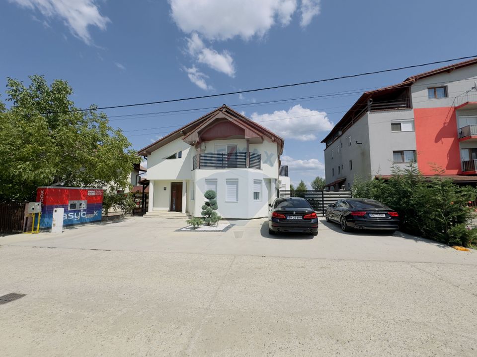 Casă / Vilă 5 camere,piscina Cart.Orizont 2 zona Metropolitana Oradea