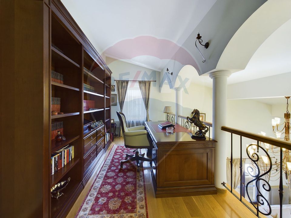 Unique Opportunity: Luxury House with Pool and Premium Finishes
