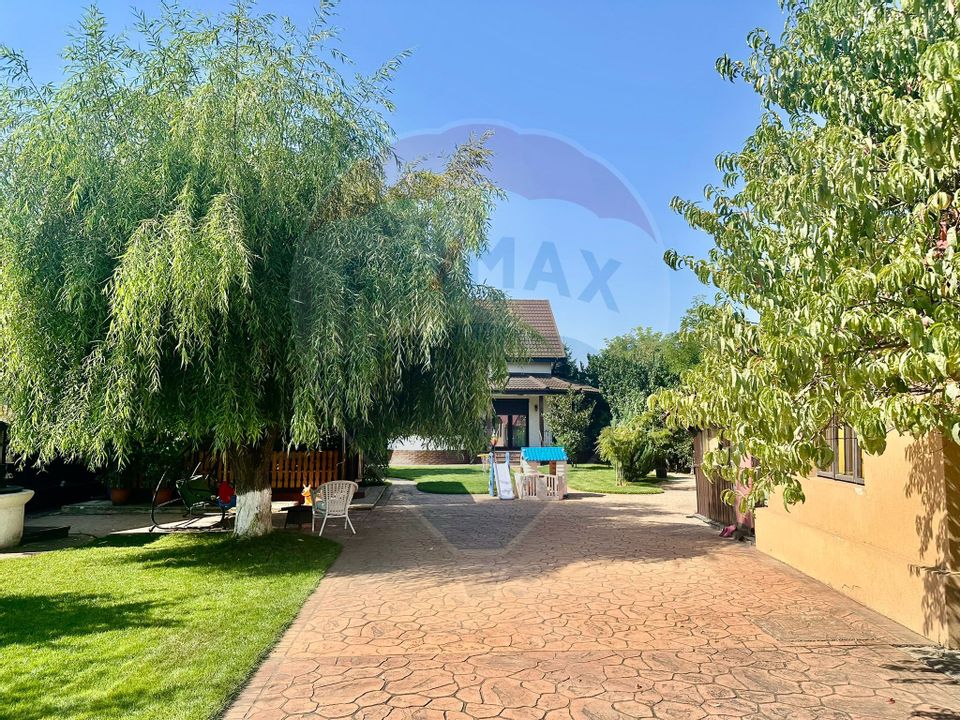 6 room House / Villa for sale