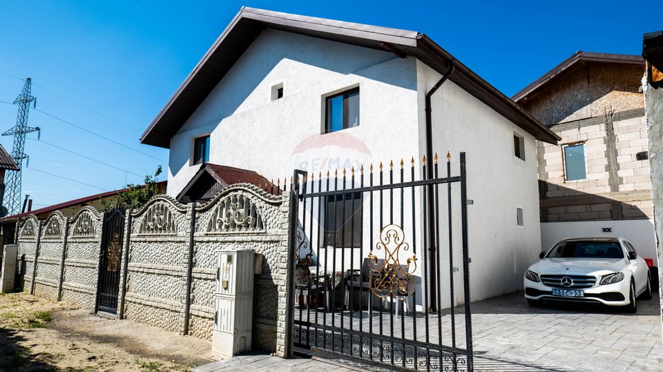 Vanzare vilă cu 4 camere si teren, zona Dobroesti