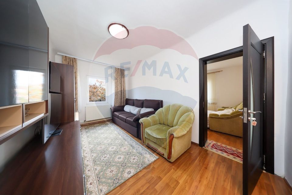 Casă cu 5 camere si curte, de vânzare, zona Centrul Istoric!