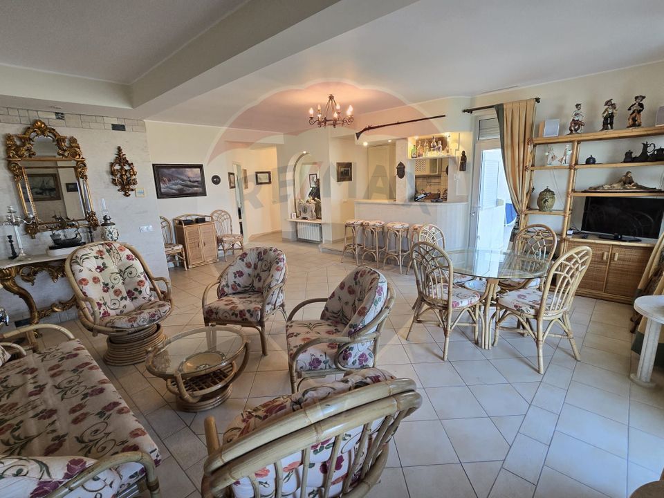 DE VANZARE Apartament cu 4 camere în Mamaia Nord