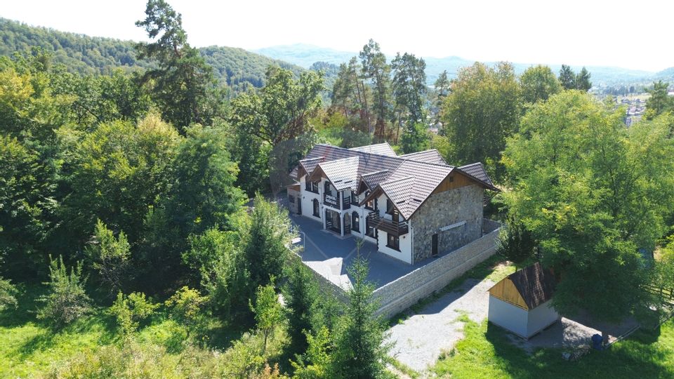 Pensiune de vânzare în Sovata – Conacul Cosalina