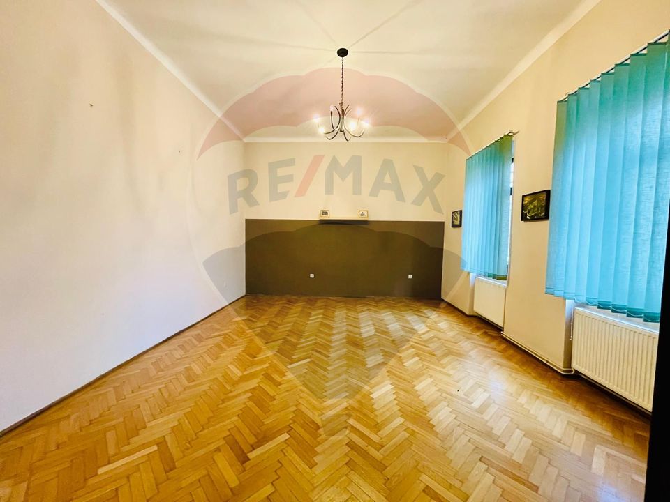 75sq.m Office Space for rent, Central area